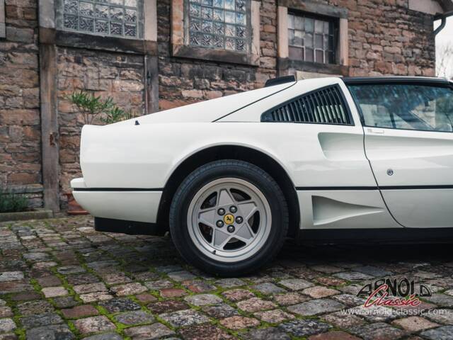 Ferrari 208 GTS Turbo
