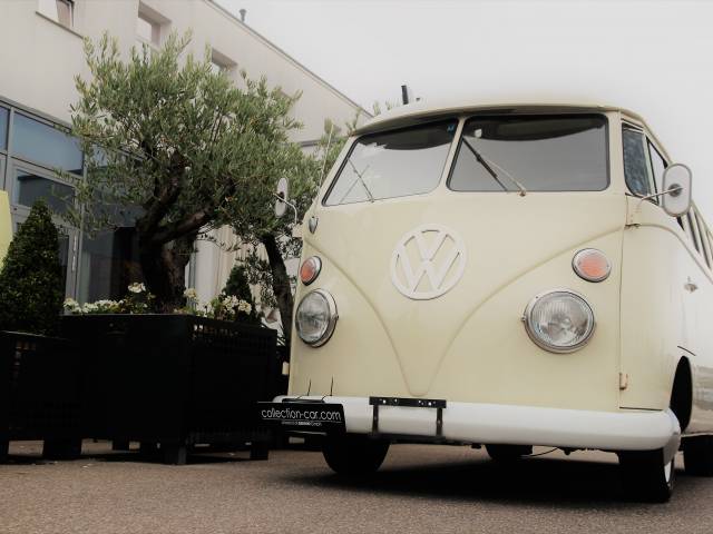 Volkswagen T1 minibus