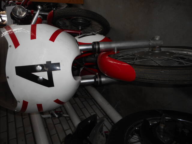 Moto Morini Corsaro 125