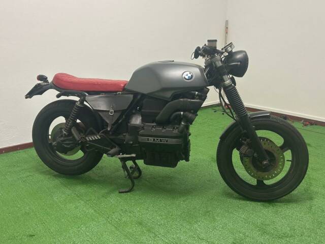 Bild 1/10 von BMW DUMMY (1991)