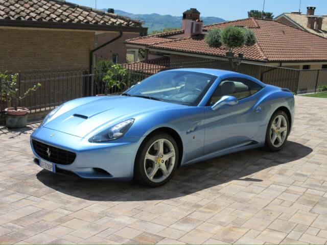 Ferrari California