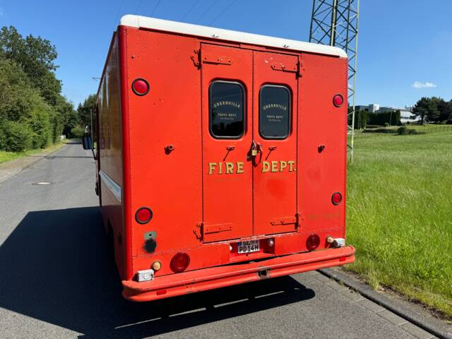 Chevrolet Step Van P20