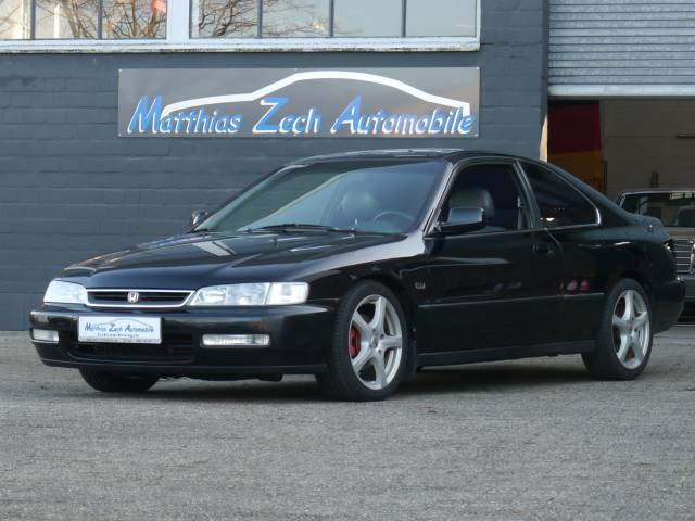 Imagen 1/31 de Honda Accord 2.2i ES (1997)