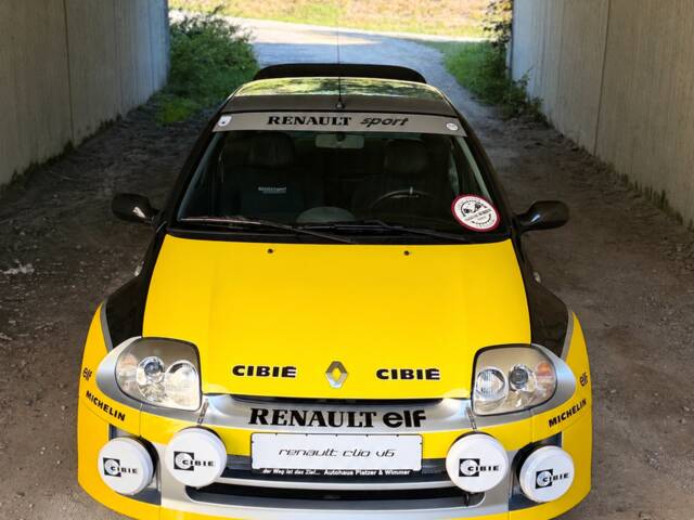 Renault Clio II V6