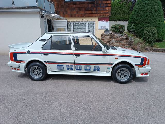 Bild 1/32 von Skoda 130L (1986)