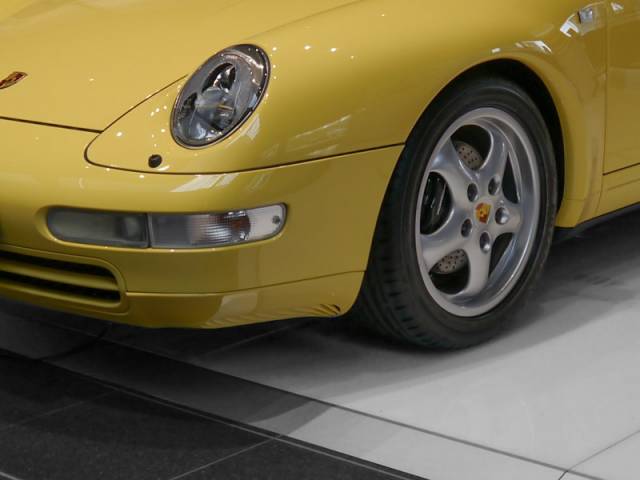 Porsche 911 Carrera