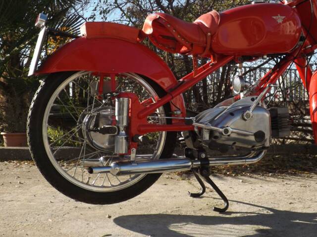Rumi 125 Super Sport