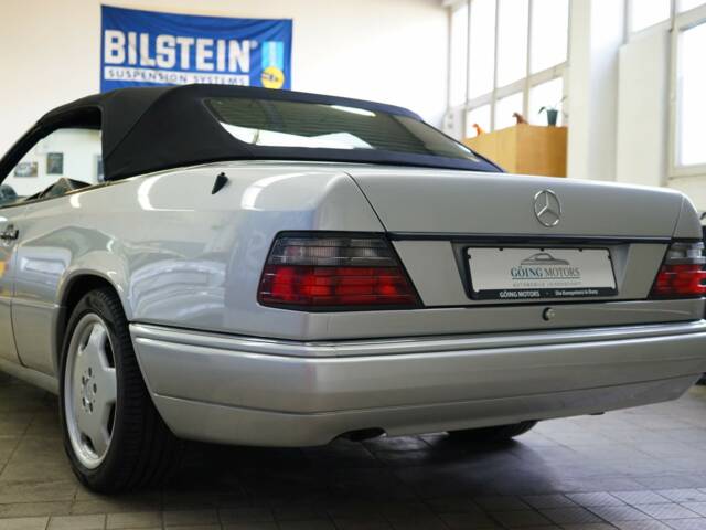 Mercedes-Benz E 320 "Final Edition"