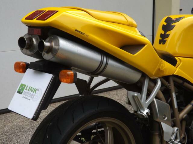 Ducati 748 Biposto