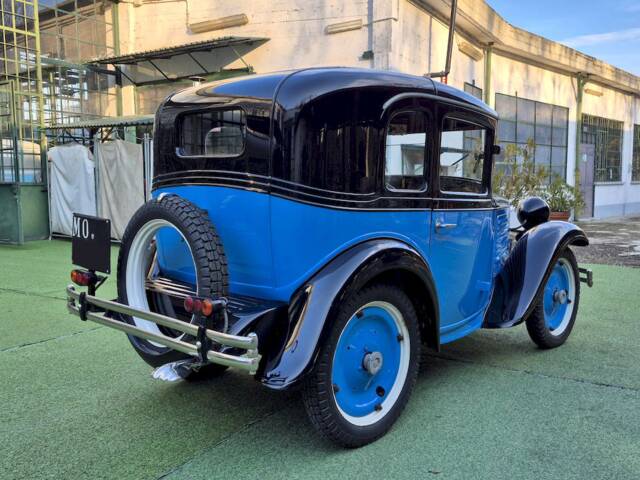 Austin 7 Saloon