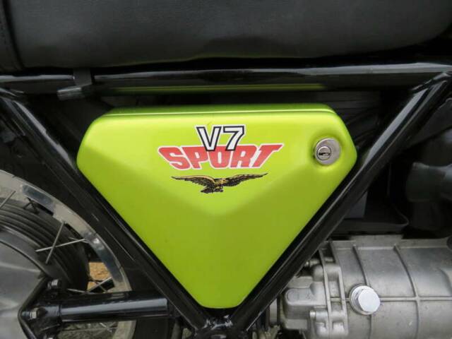 Moto Guzzi V7 Sport