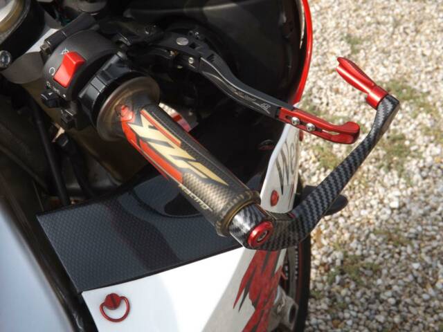 Yamaha YZF 1000 R1