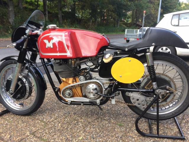 Imagen 1/4 de Matchless DUMMY (1962)