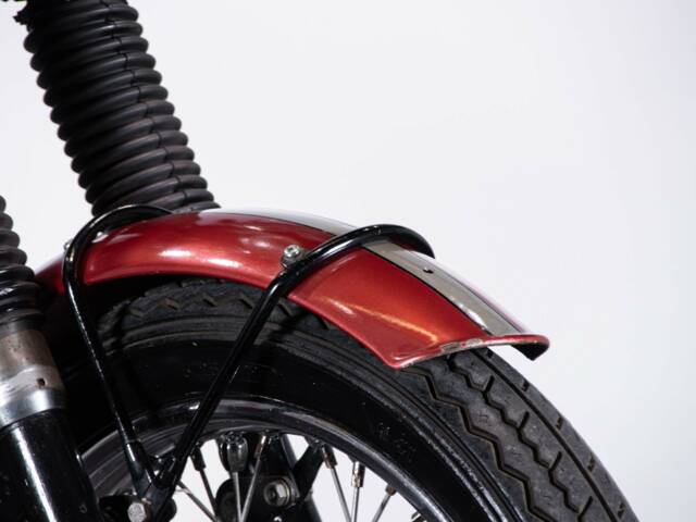 Triumph T 100 Daytona