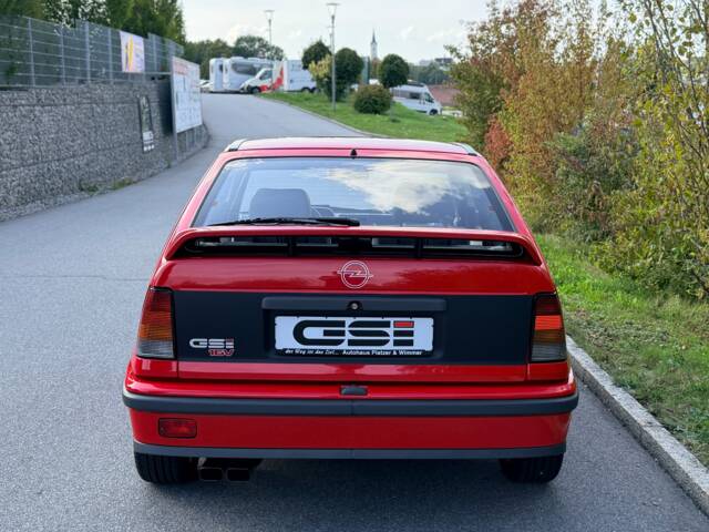 Opel Kadett 2,0i GSi 16V