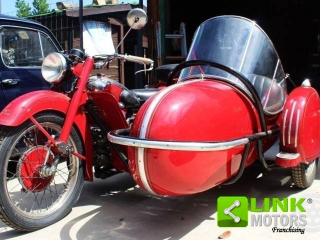 Imagen 1/18 de Moto Guzzi DUMMY (1950)