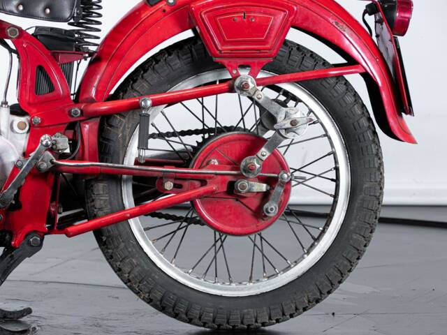 Moto Guzzi 250 SS