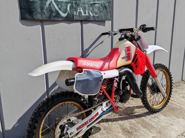 Yamaha YZ 125