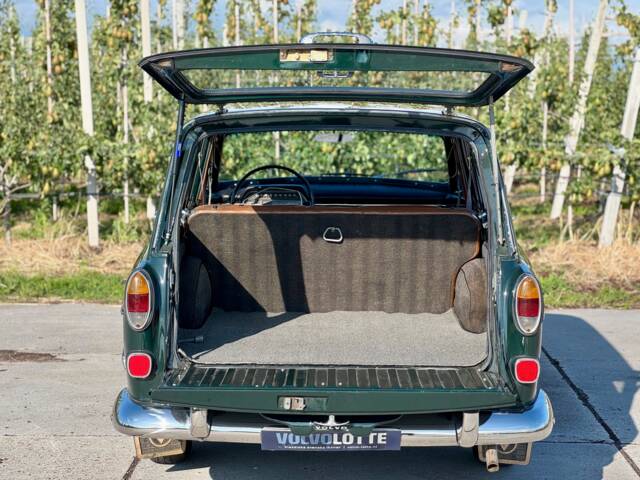 Volvo Amazon P220
