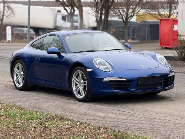 Porsche 911 Carrera
