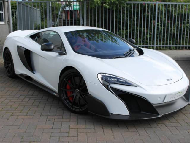 Image 1/31 of McLaren 675LT (2016)