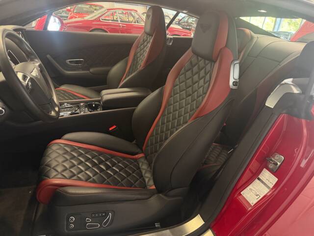 Bentley Continental GT V8 S