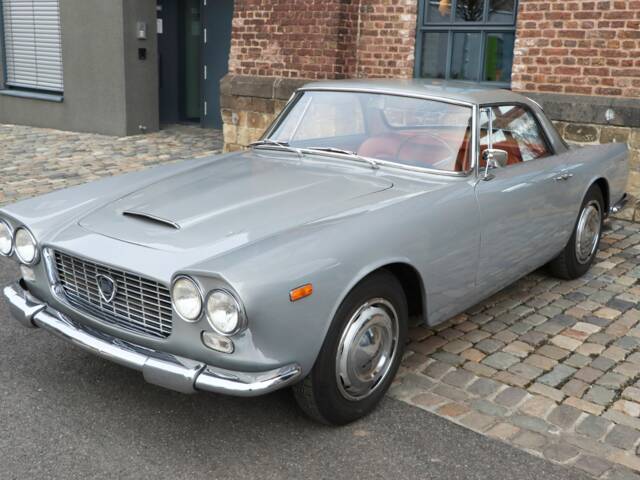 Lancia Flaminia GT Touring