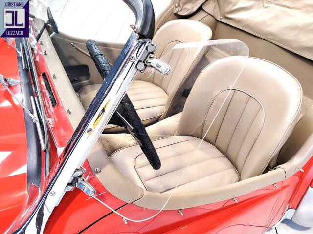 Triumph TR 2