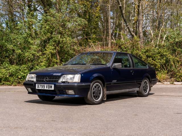 Image 1/13 of Opel Monza 3,0 (1984)