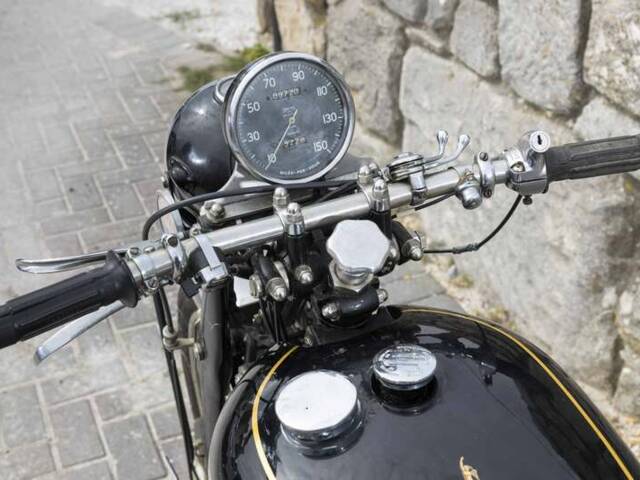 Vincent Black Shadow C