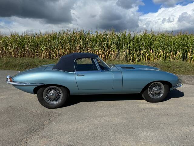 Jaguar E-Type 3.8 Flat Floor