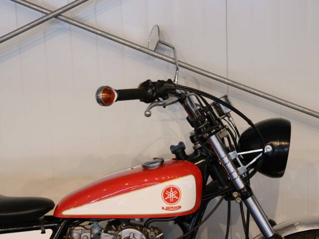 Yamaha SR500