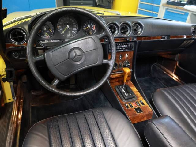 Mercedes-Benz 500 SL