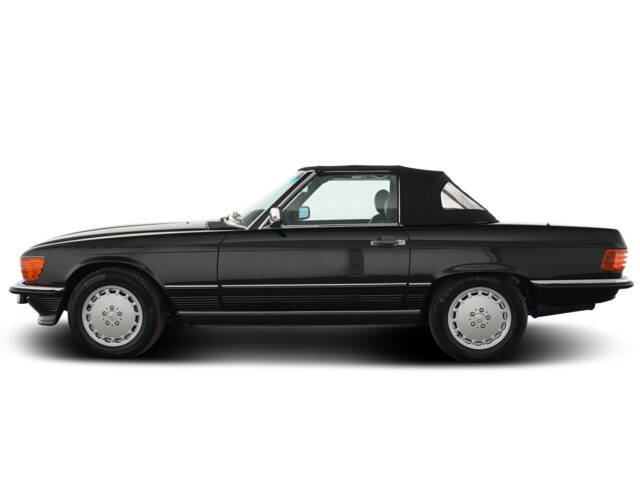 Mercedes-Benz 560 SL