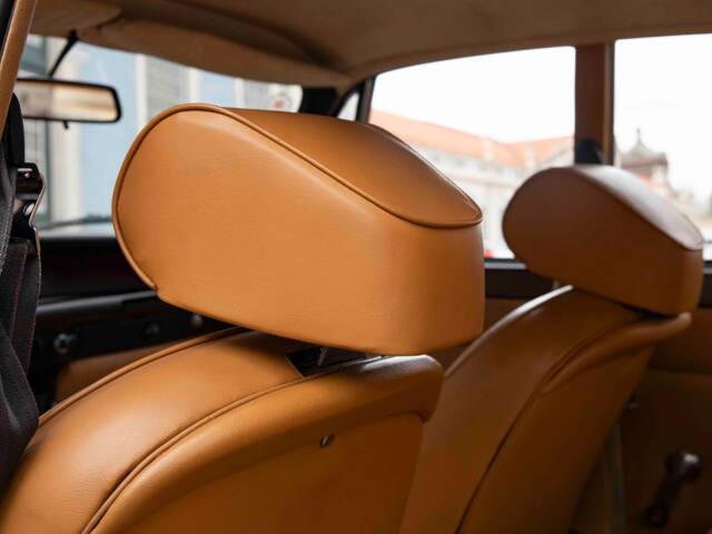 Rover 3500