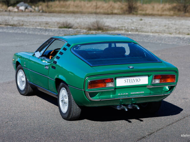 Alfa Romeo Montreal