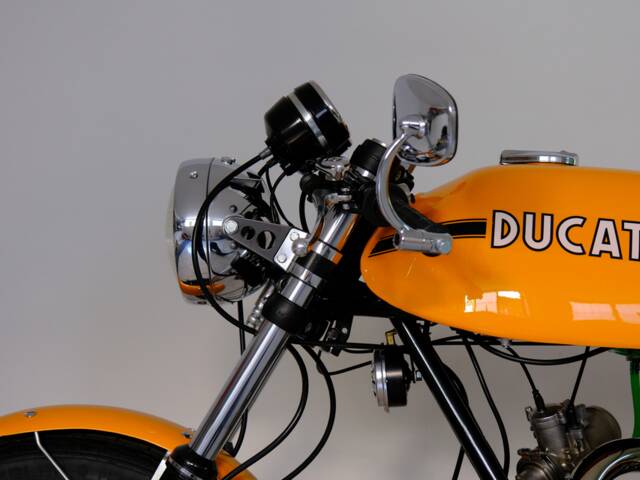 Ducati 750 Sport