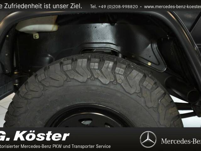 Mercedes-Benz G 230