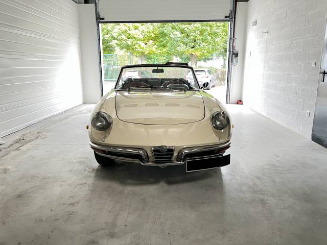 Alfa Romeo 1750 Spider Veloce