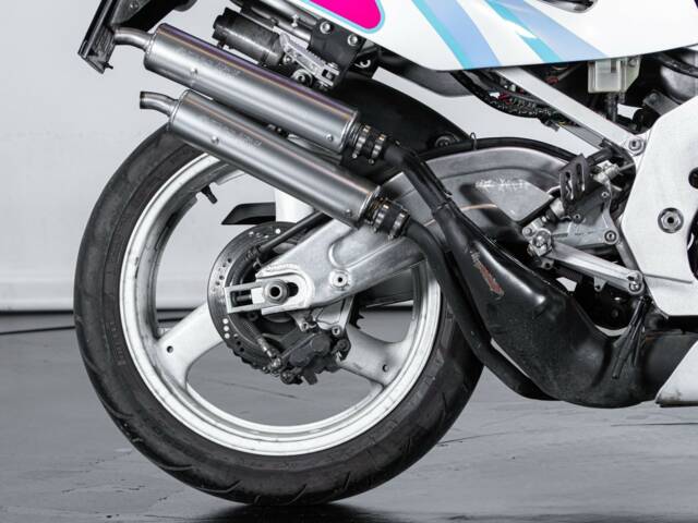 Suzuki RGV 250 Gamma