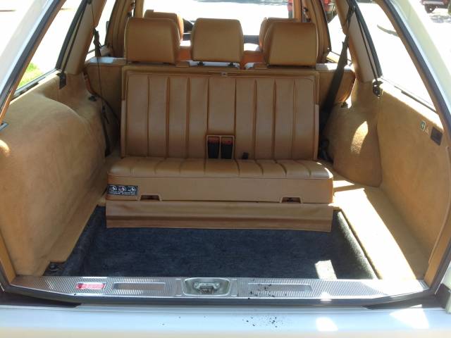 Mercedes-Benz E 320 T - Mercedes-Benz 320 T
