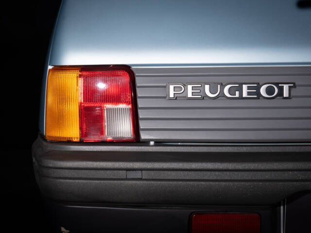 Peugeot 205