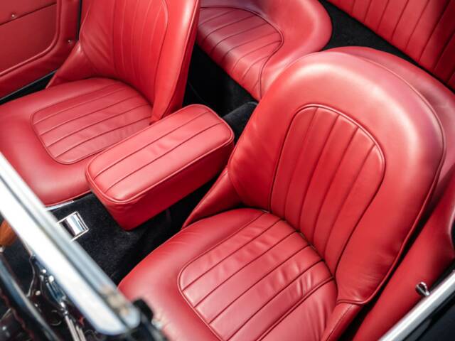 Austin-Healey 3000 Mk II (BN7)