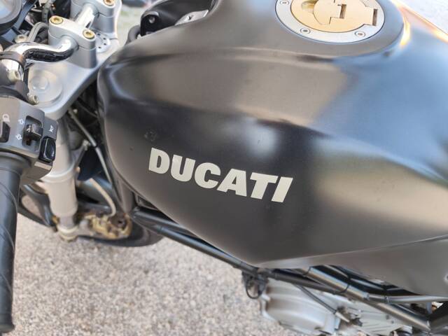 Ducati Monster 600