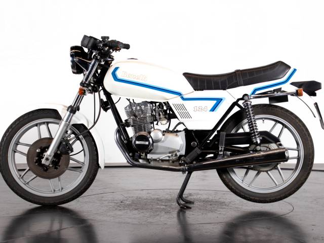 Image 1/11 of Benelli DUMMY (1983)