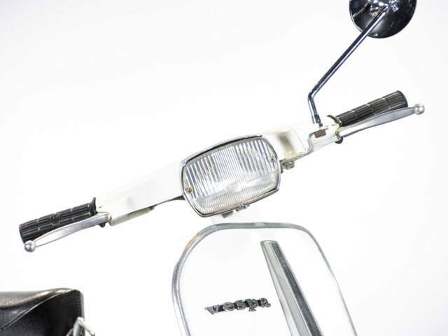 Piaggio Vespa 50 N Special