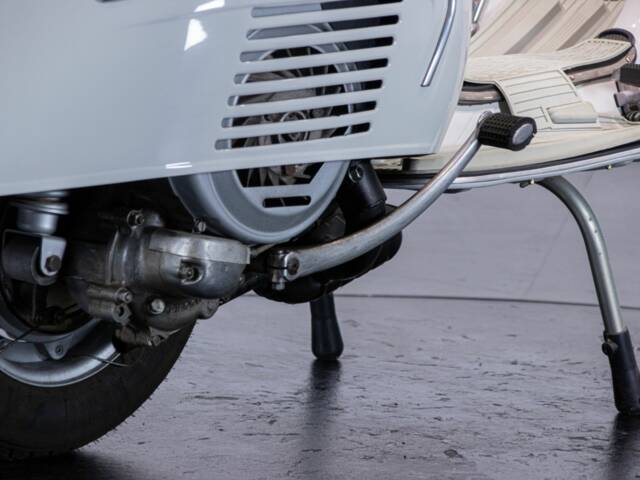 Piaggio Vespa 160 GS