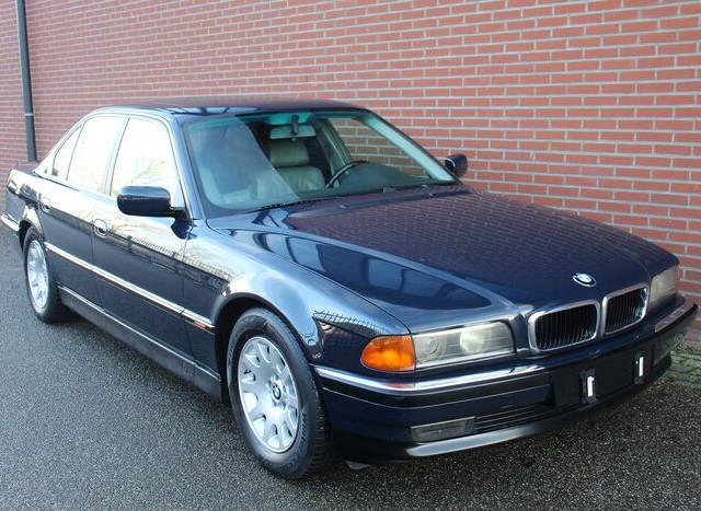 BMW 728i
