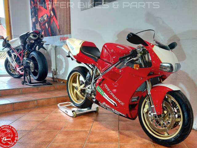 Ducati 748 S