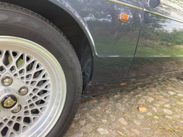 Jaguar XJ12 6.0